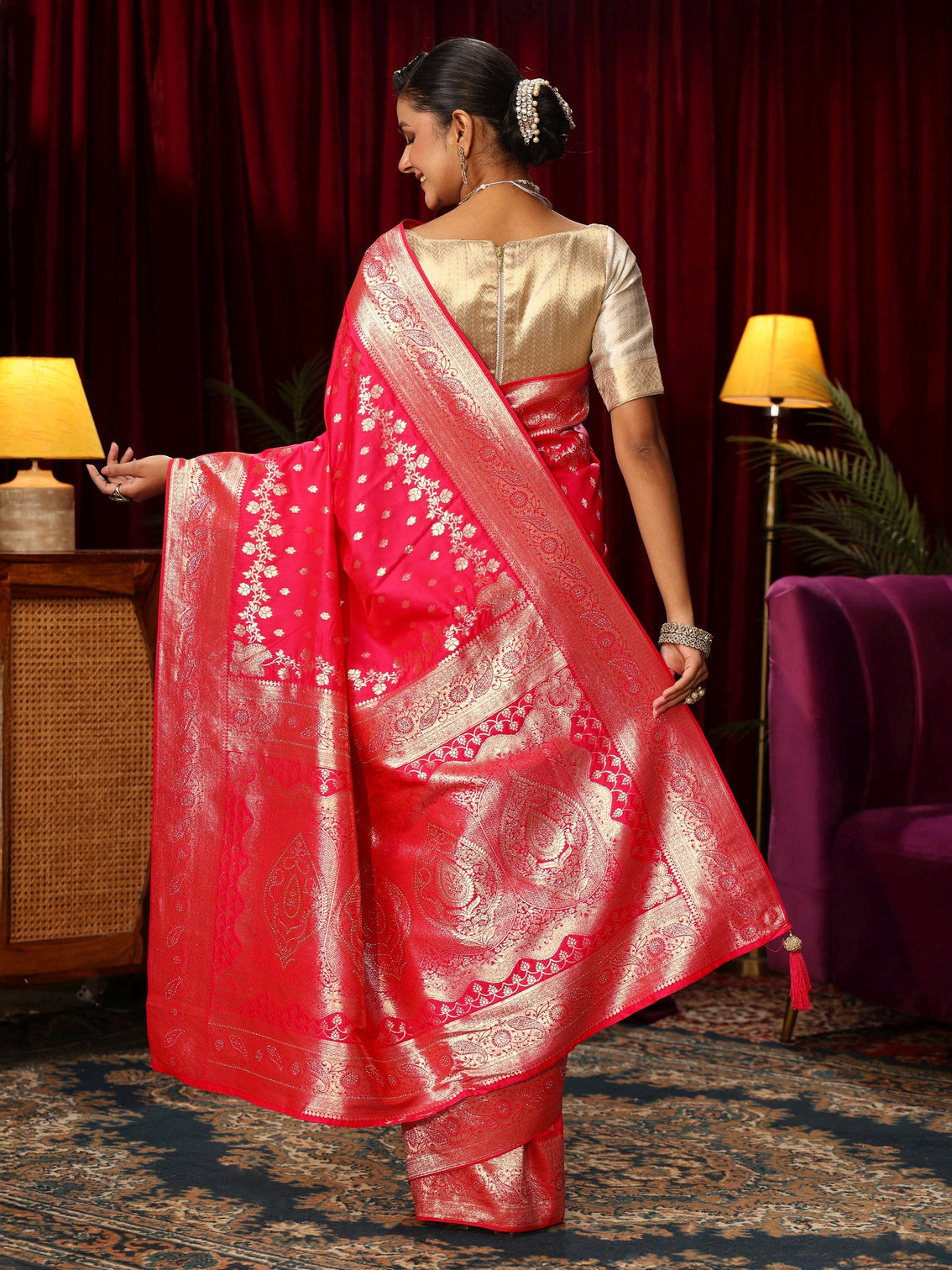 Mameraa Hot Pink Banarasi Silk Blend Saree