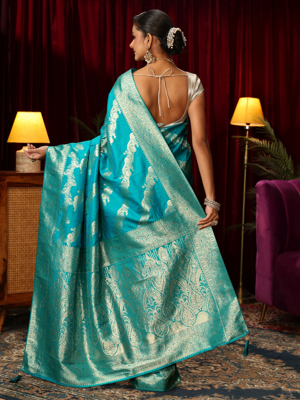 Mameraa Navy Blue Banarasi Silk Blend Saree