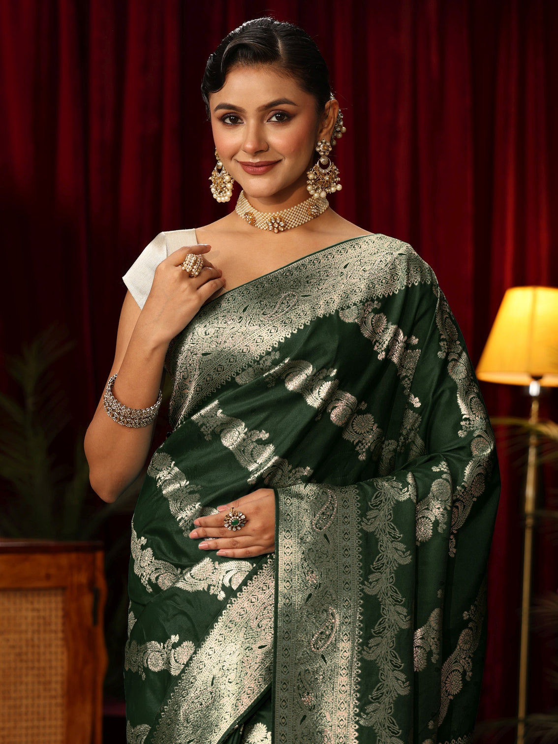 Mameraa Turquoise Floral Design Silk Blend Banarsi Saree
