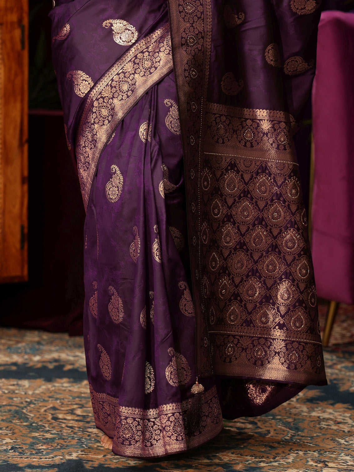 Mameraa Wine Paisley Woven Design Silk Blend Saree