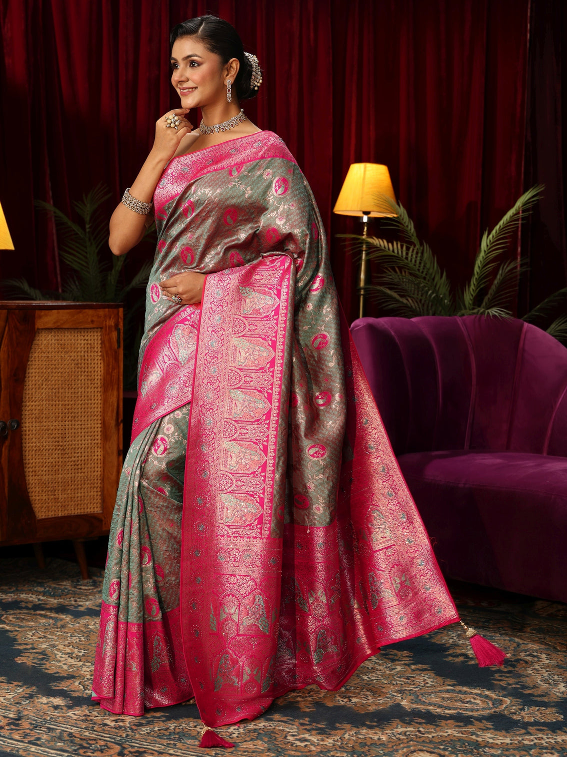 Mameraa Grey Woven Design Silk Blend Saree with Pink Pallu