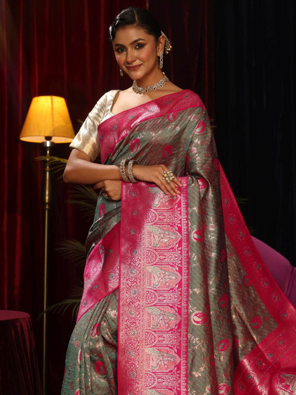 Mameraa Grey Woven Design Silk Blend Saree with Pink Pallu