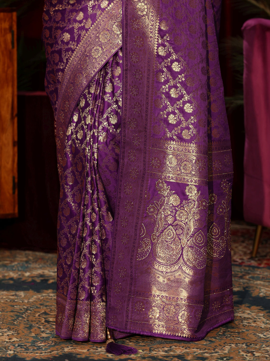 Mameraa Royal Purple Floral Woven Design Embellished Silk Blend Saree