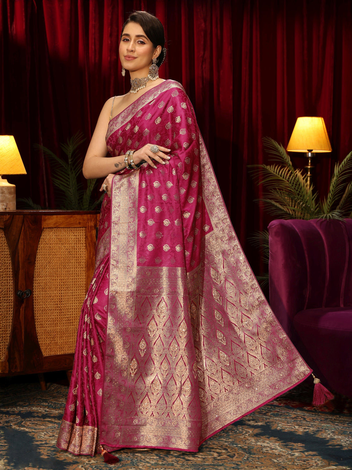 Mameraa Fuchsia Pink Floral Woven Design Silk Blend Saree
