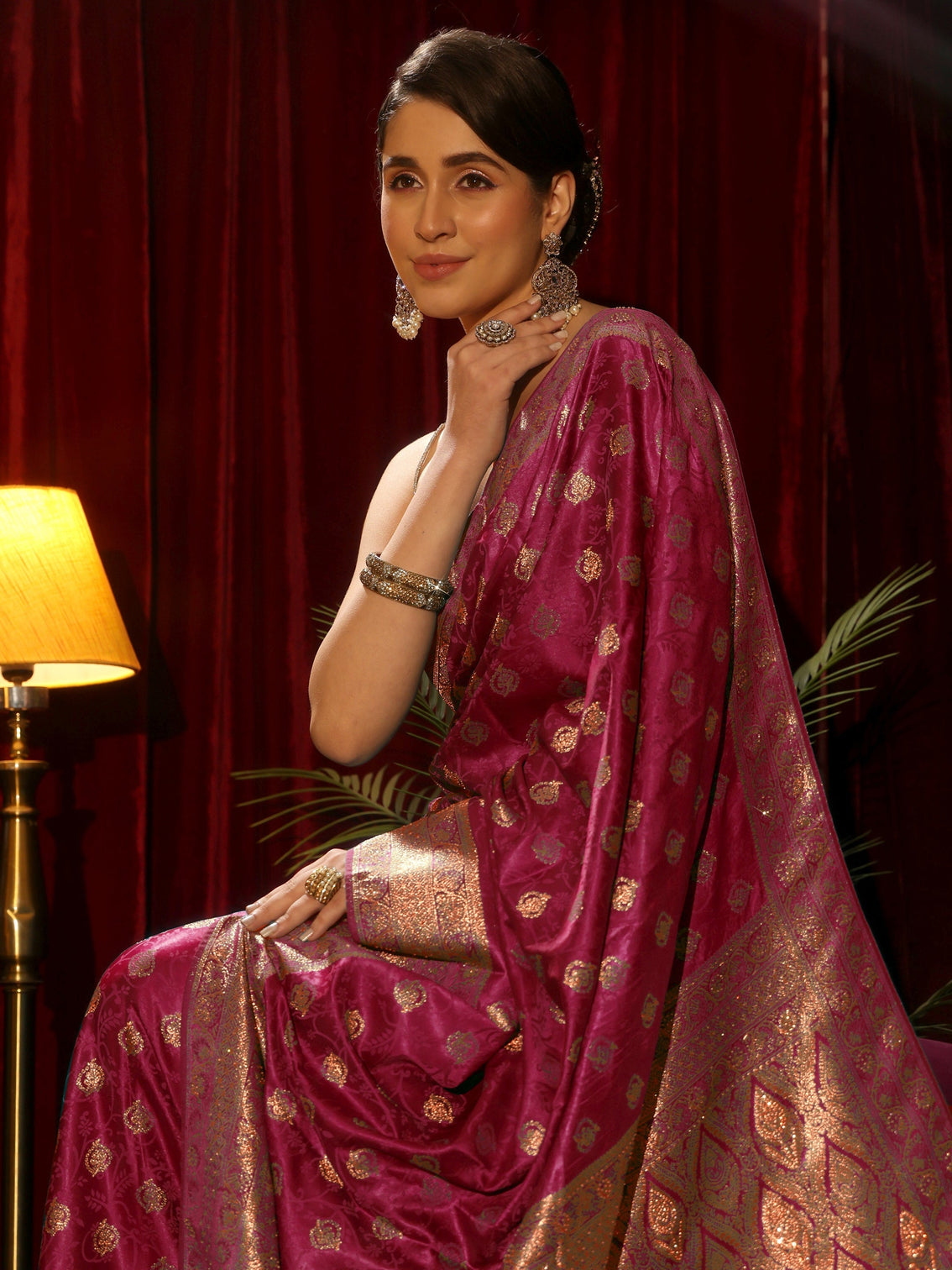 Mameraa Fuchsia Pink Floral Woven Design Silk Blend Saree