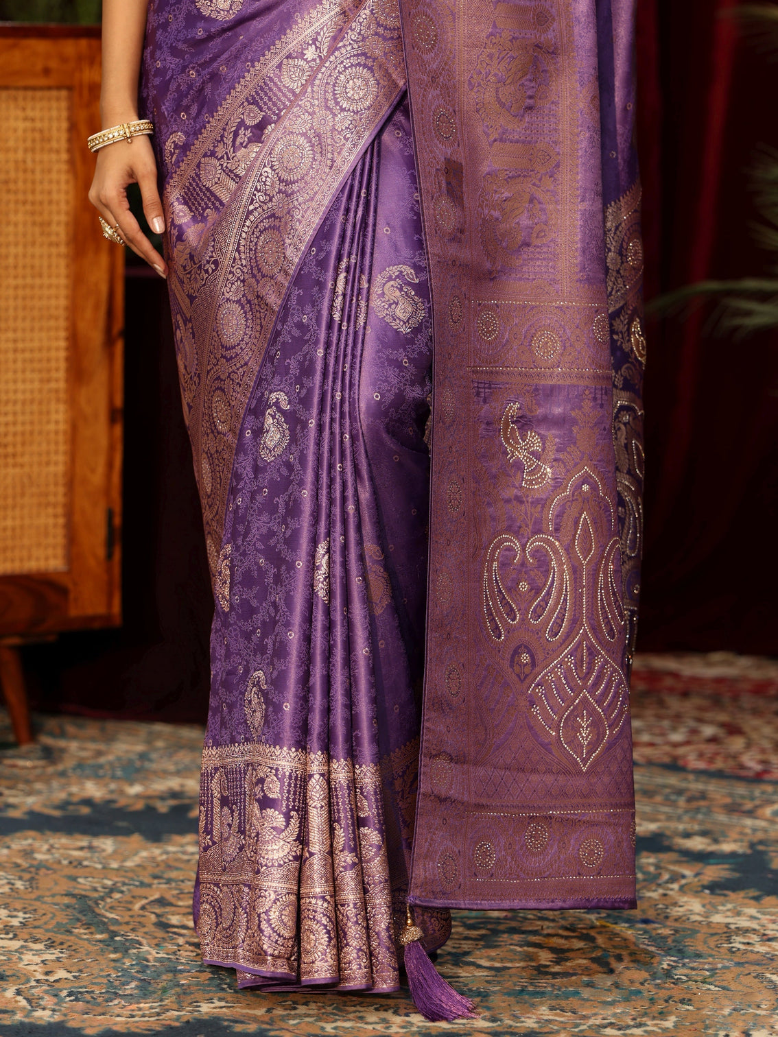 Mameraa Purple Woven Design Silk Blend Saree