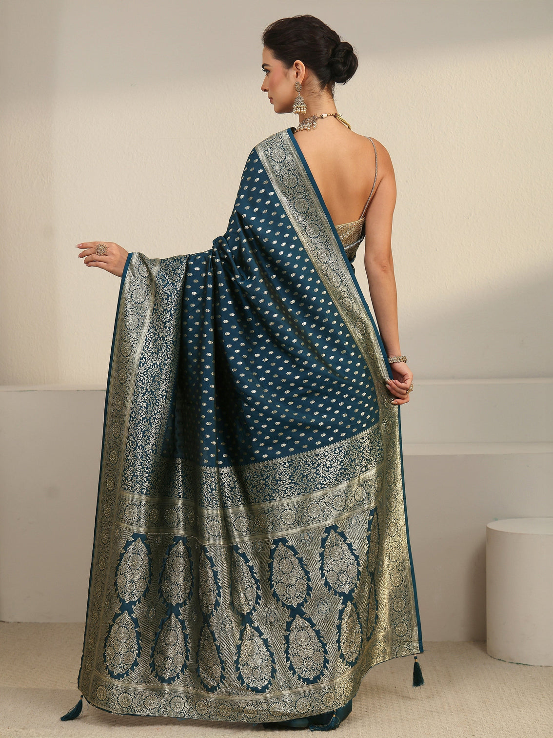 Mameraa Navy Blue Banarasi Silk Blend Saree