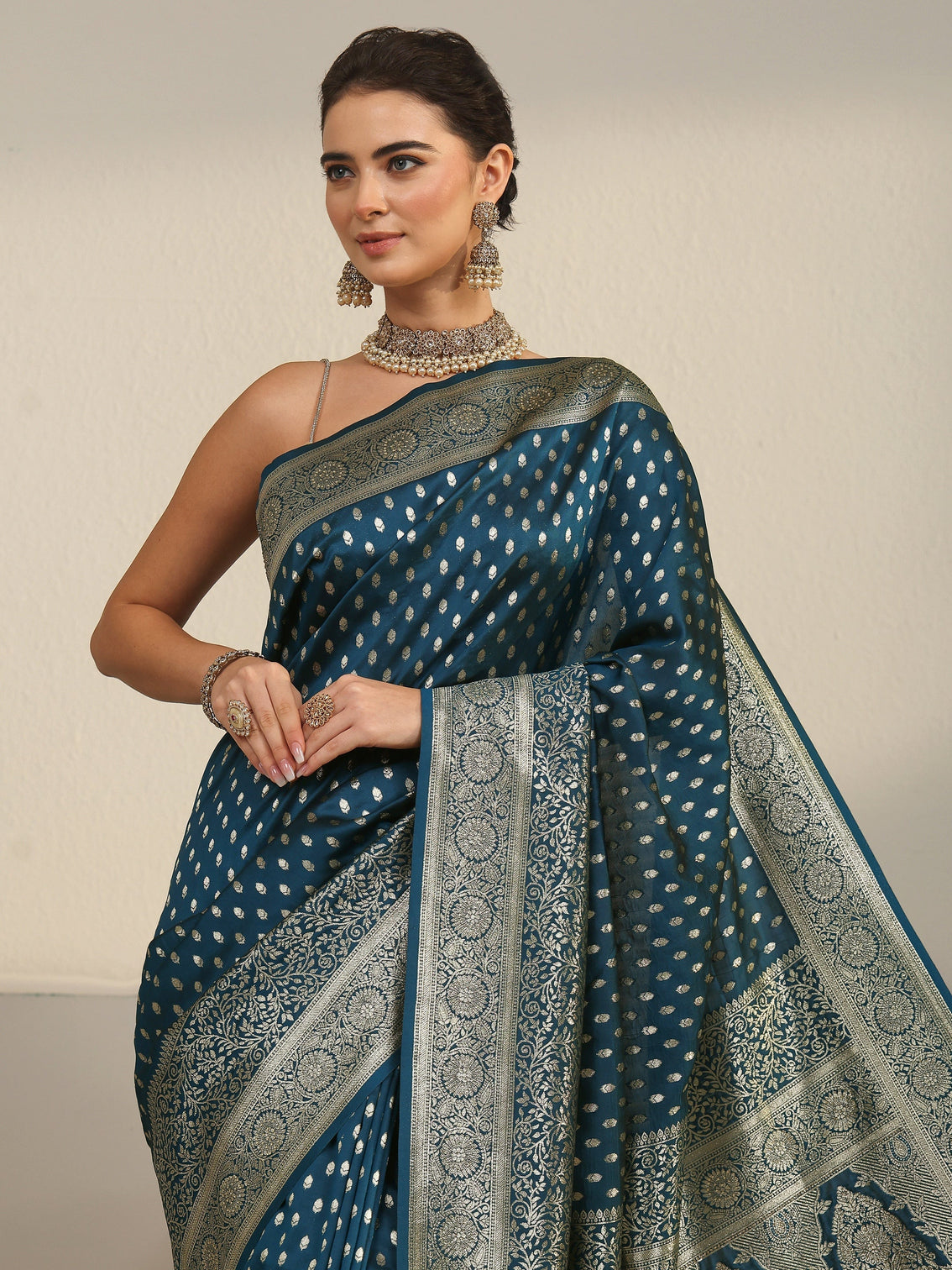 Mameraa Navy Blue Banarasi Silk Blend Saree
