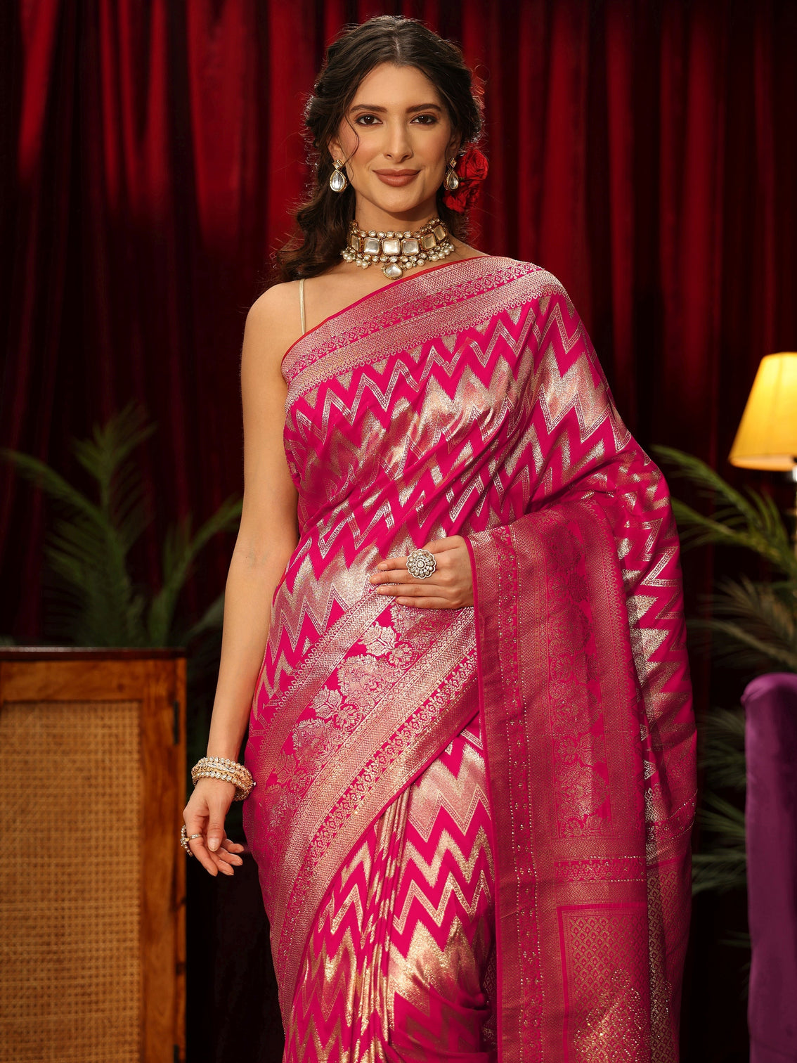 Mameraa Rani Pink Chevron Woven Design Silk Blend Saree