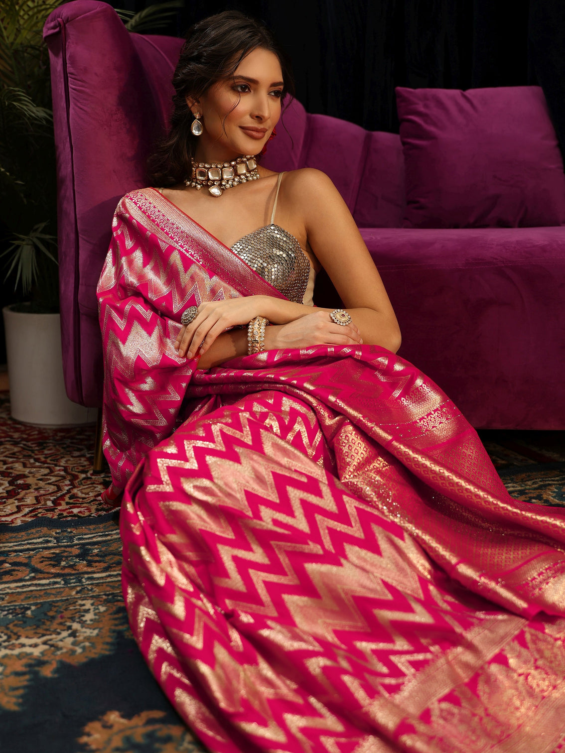 Mameraa Rani Pink Chevron Woven Design Silk Blend Saree