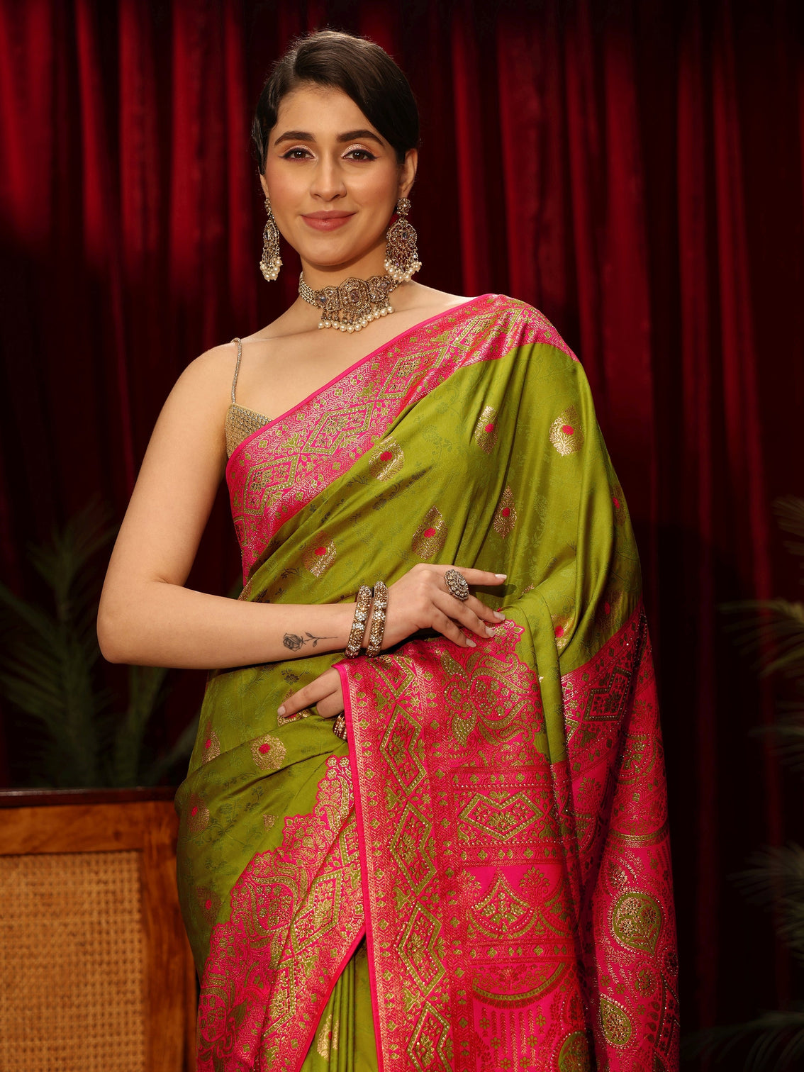 Mameraa Green Leaf Woven Design Embellished Silk Blend Saree