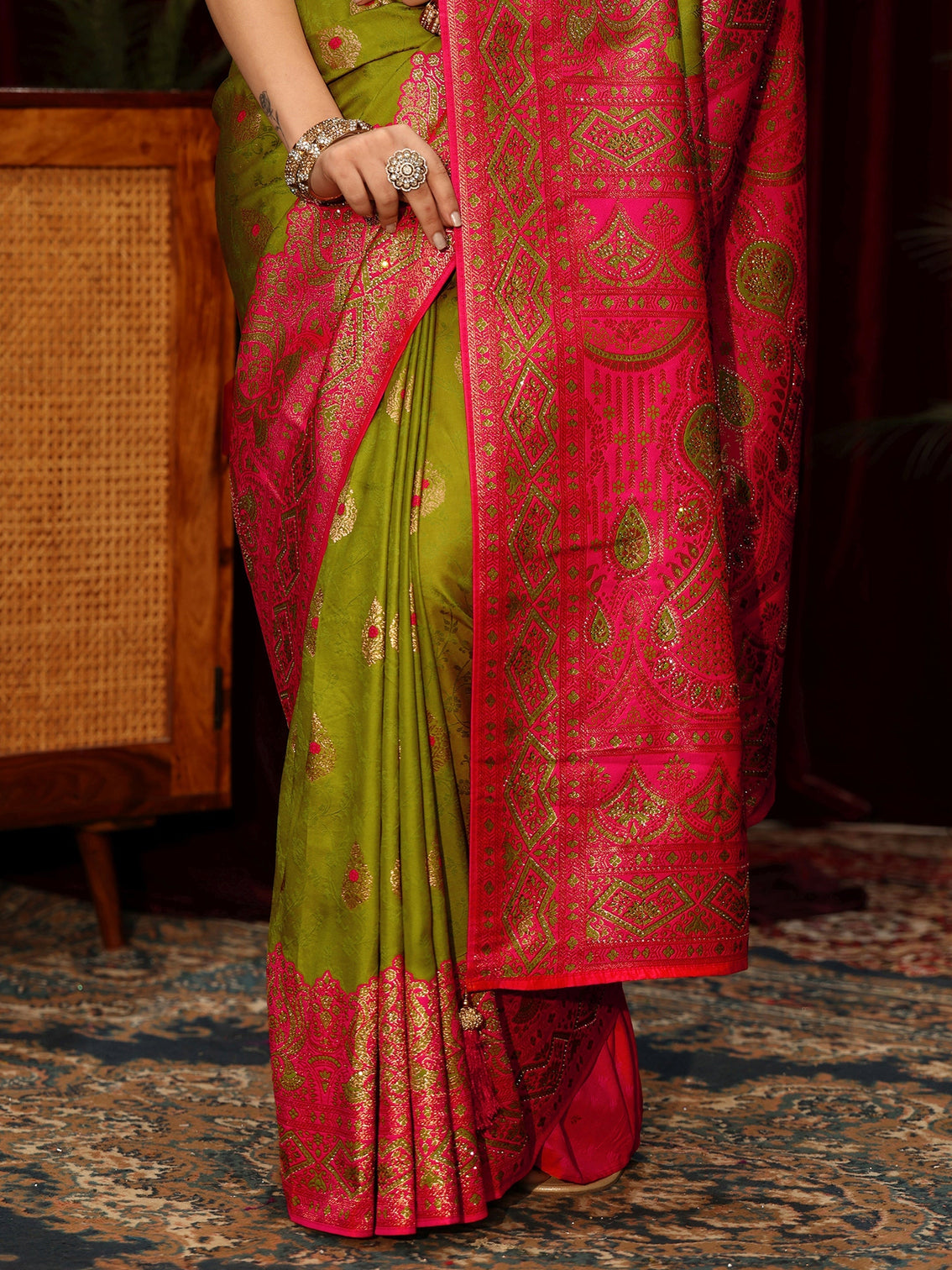 Mameraa Green Leaf Woven Design Embellished Silk Blend Saree