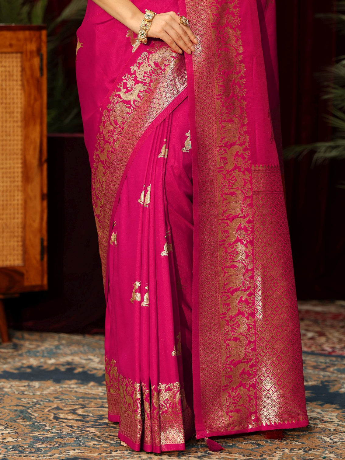 Mameraa Rani Pink Deer Motif Kanjeevaram Silk Blend Saree