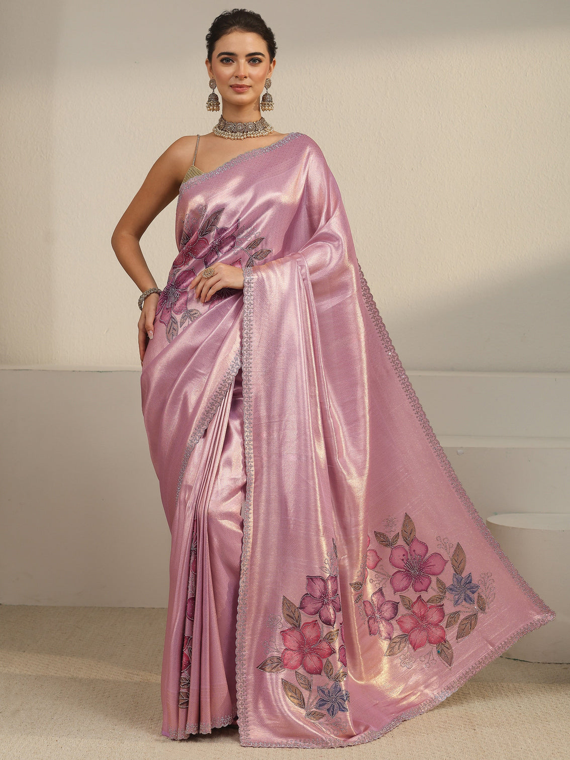 Mameraa Art Lilac Floral Embellished Silk Blend Saree