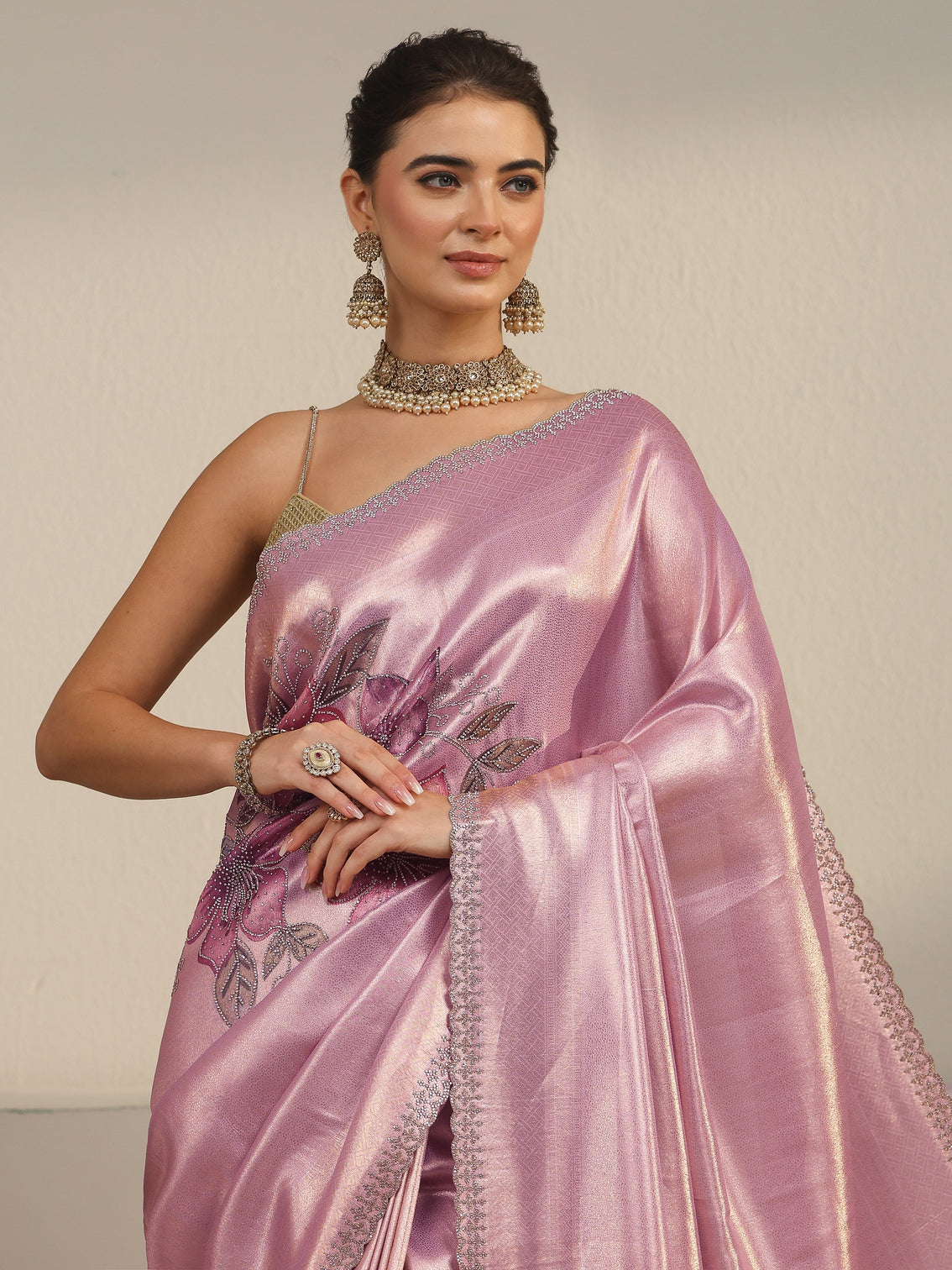 Mameraa Art Lilac Floral Embellished Silk Blend Saree