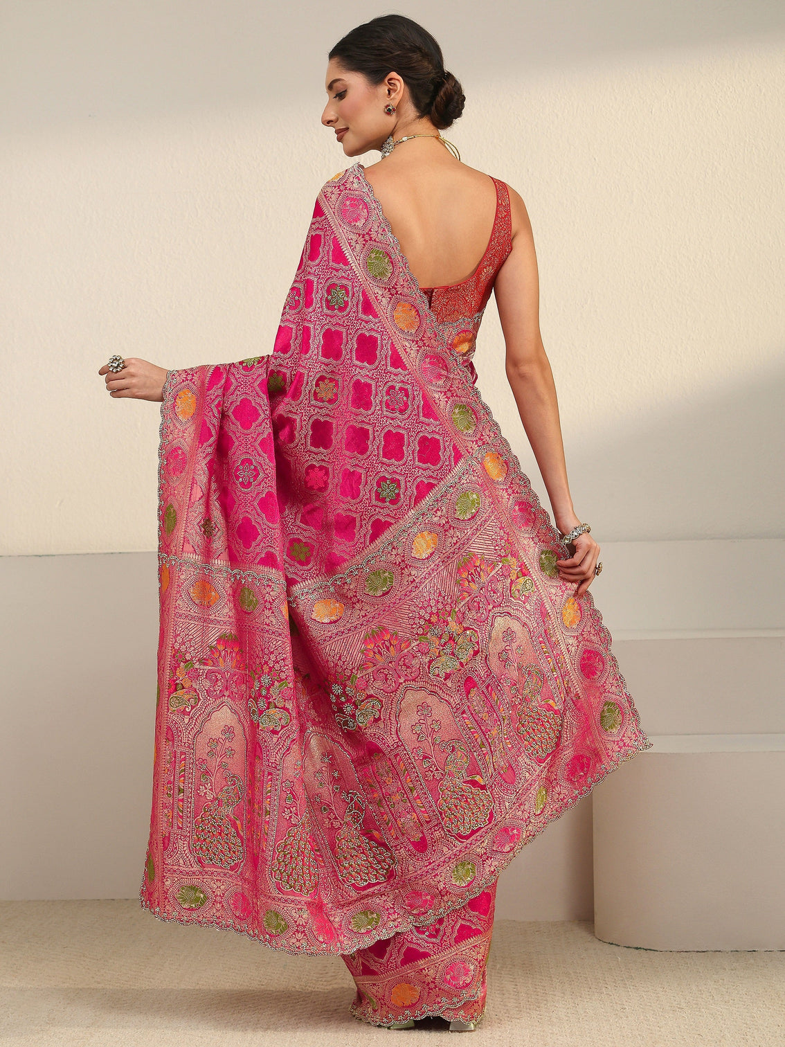 Mameraa Art Fuchsia Pink Embellished Chiffon Saree