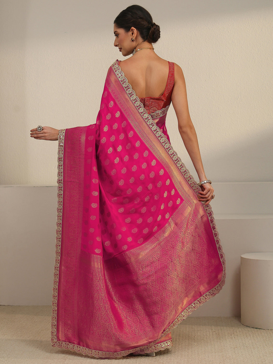 Mameraa Art Fuchsia Pink Woven Design Silk Blend Saree