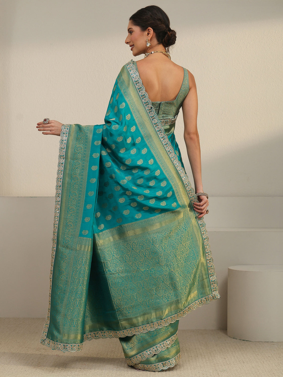 Mameraa Art Sea Green Woven Design Silk Blend Saree