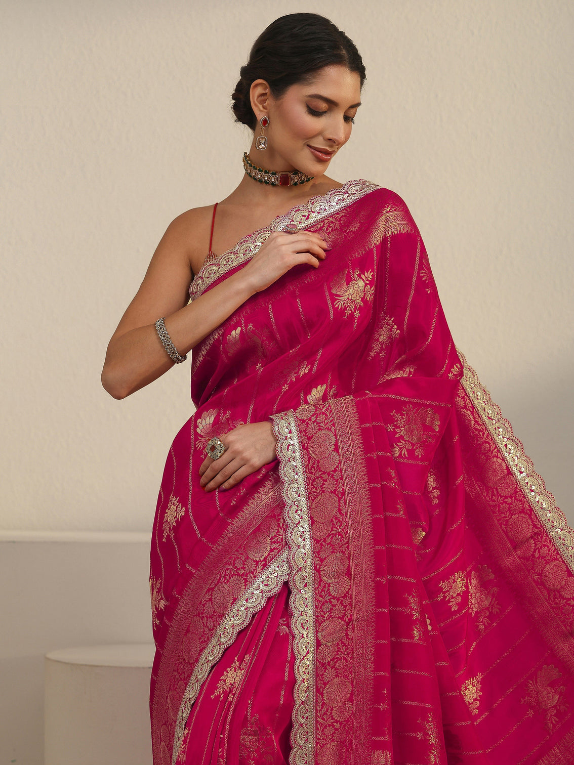 Mameraa Art Pink Peacock Woven Design Silk Blend Saree
