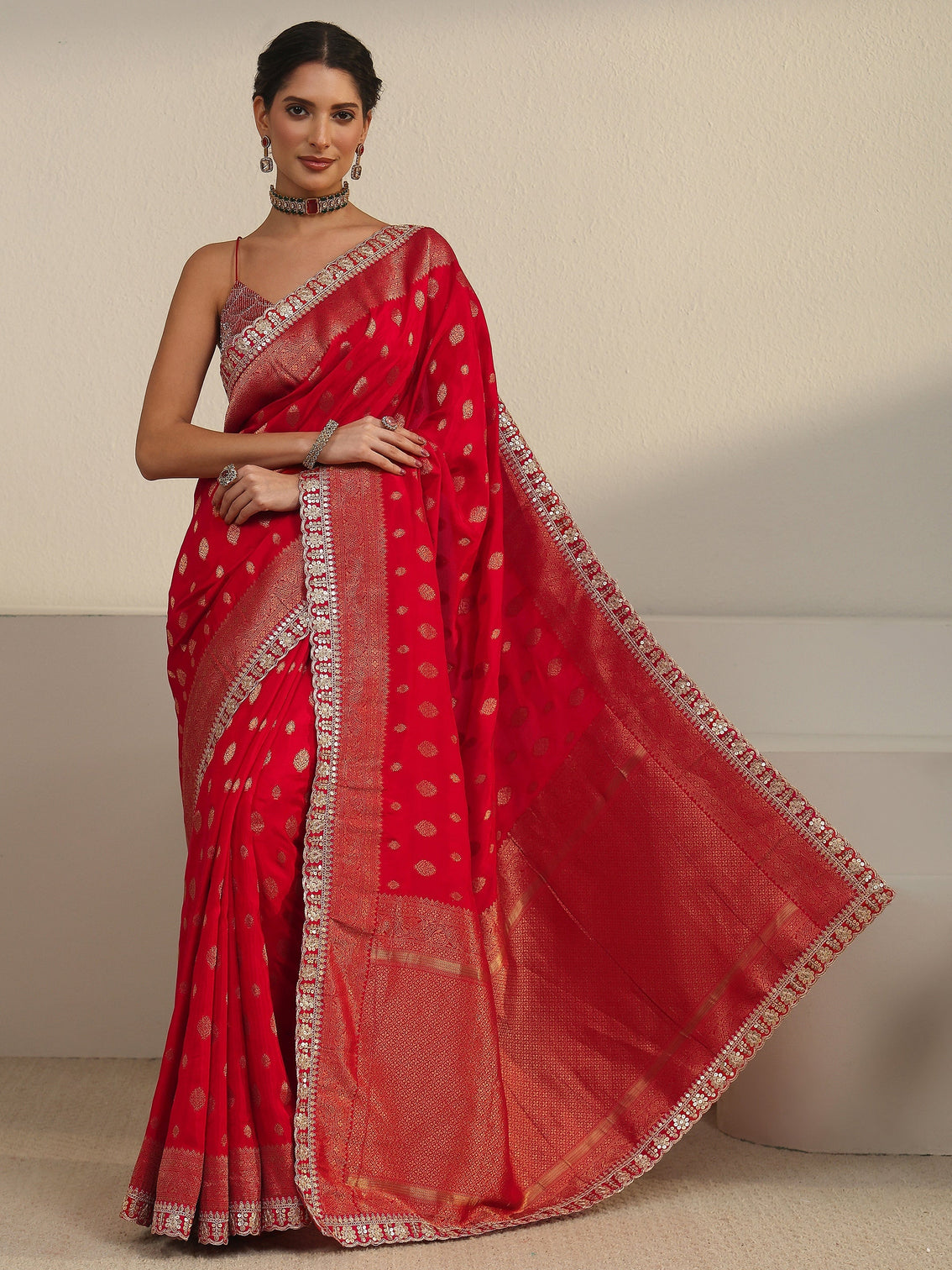 Mameraa Art Vermillion Red Woven Design Silk Blend Saree