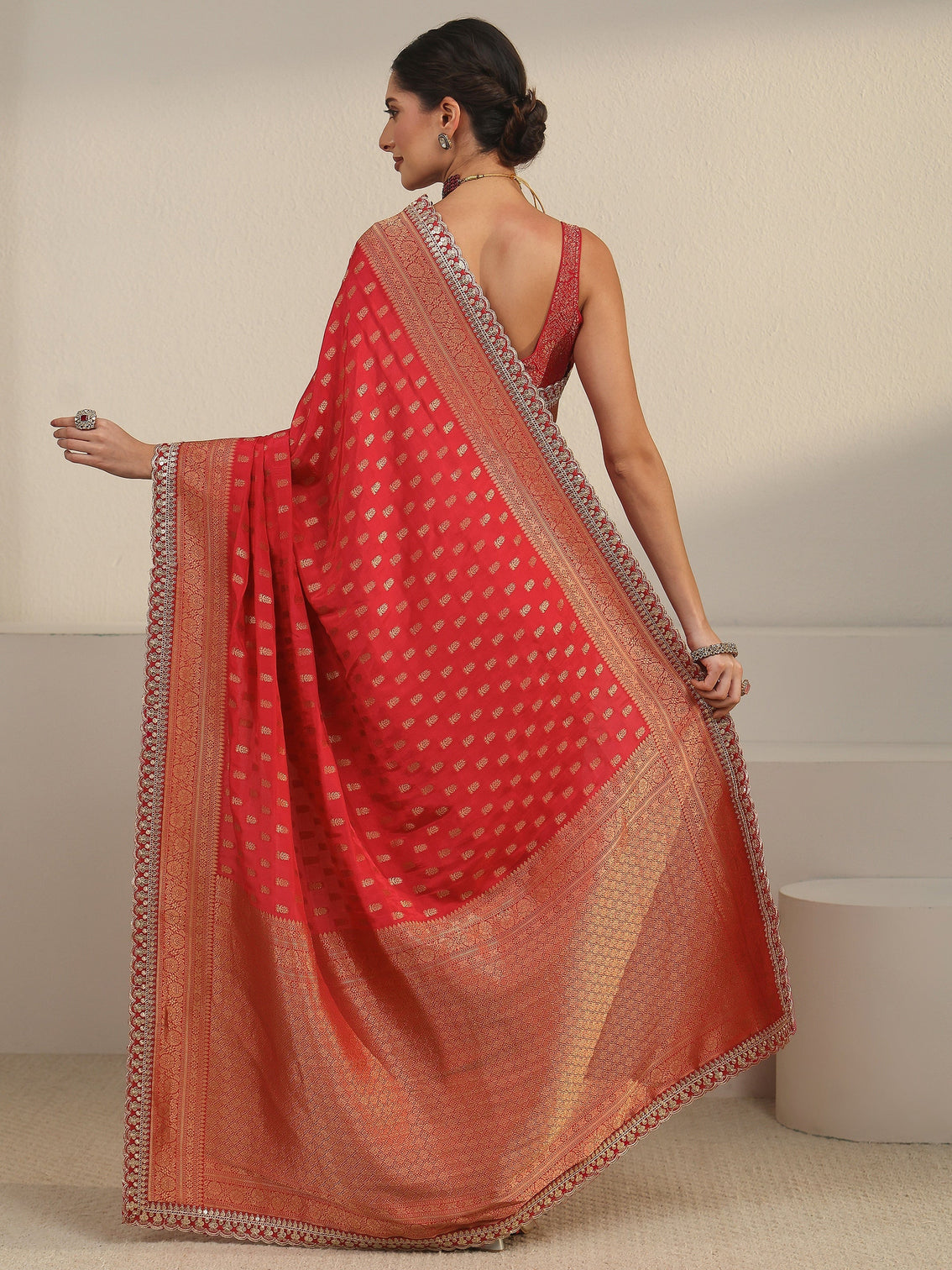 Mameraa Art Red Orange Woven Design Silk Blend Saree