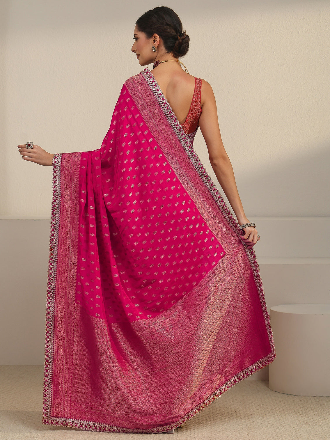 Mameraa Art Fuchsia Pink Woven Design Silk Blend Saree