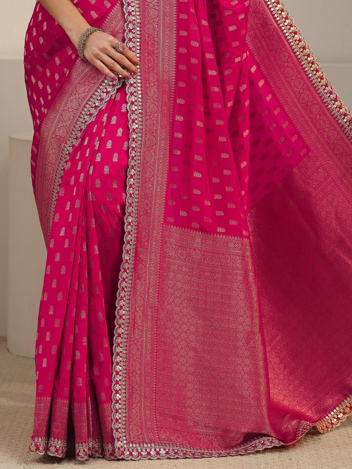 Mameraa Art Fuchsia Pink Woven Design Silk Blend Saree