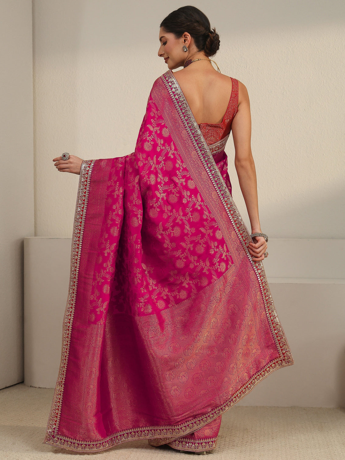 Mameraa Art Pink Floral Woven Design Silk Blend Saree