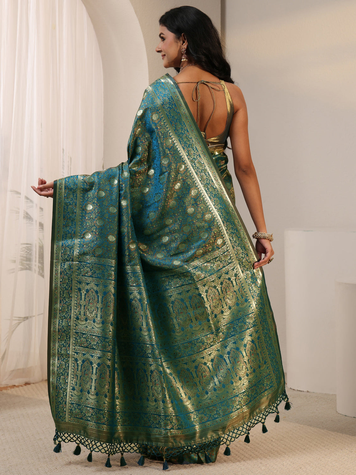 Mameraa Aqua Blue Banarasi Silk Blend Saree