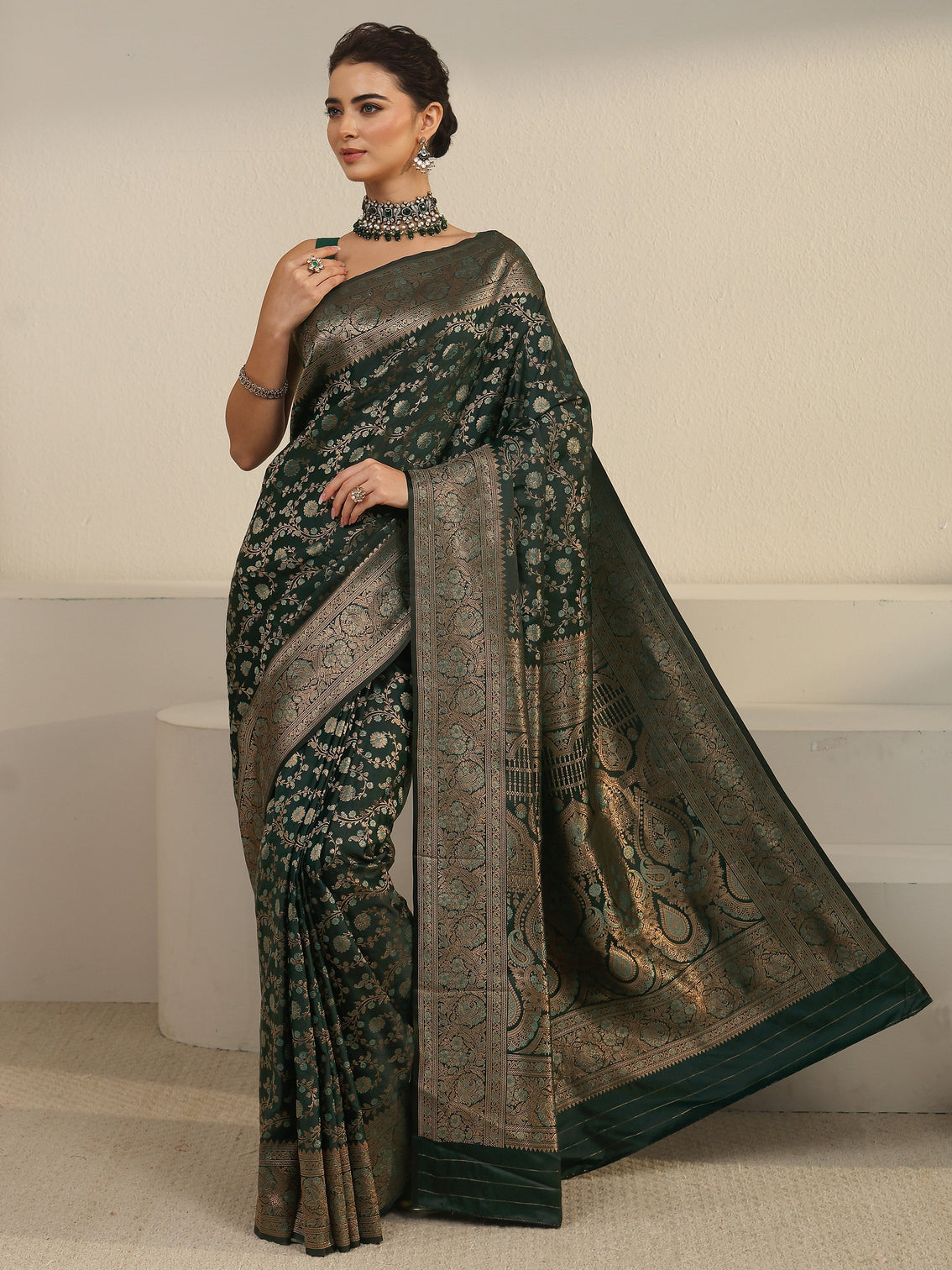 Mameraa Teal Green Floral Banarasi Silk Blend Saree