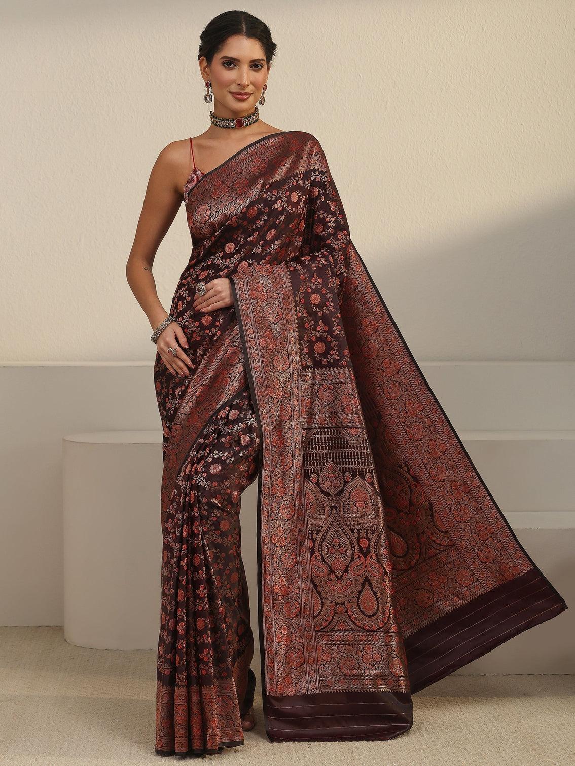 Mameraa Maroon Floral Banarasi Silk Blend Saree