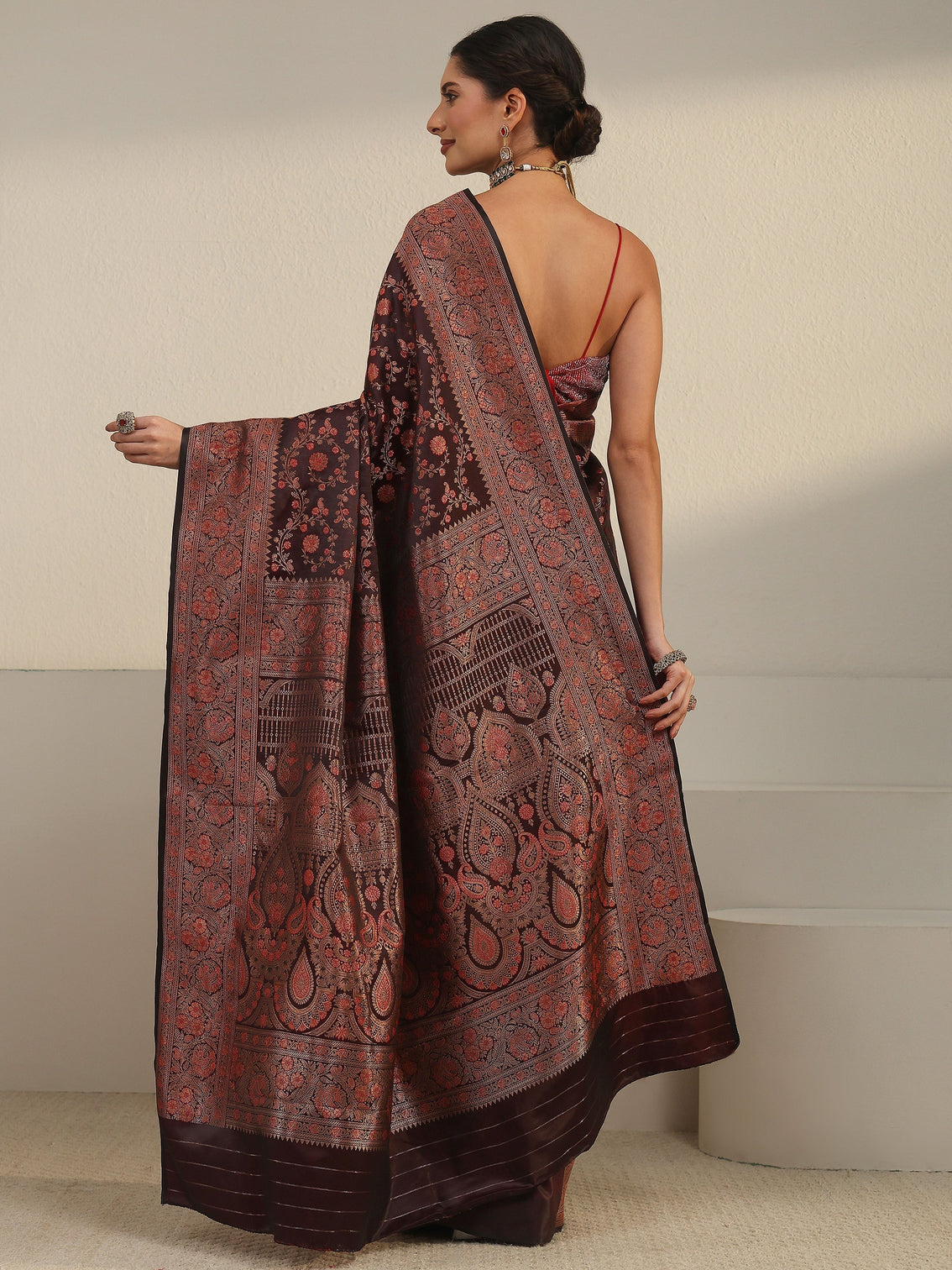 Mameraa Maroon Floral Banarasi Silk Blend Saree