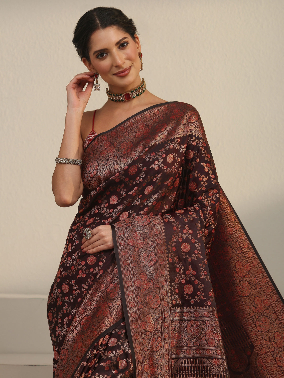 Mameraa Maroon Floral Banarasi Silk Blend Saree