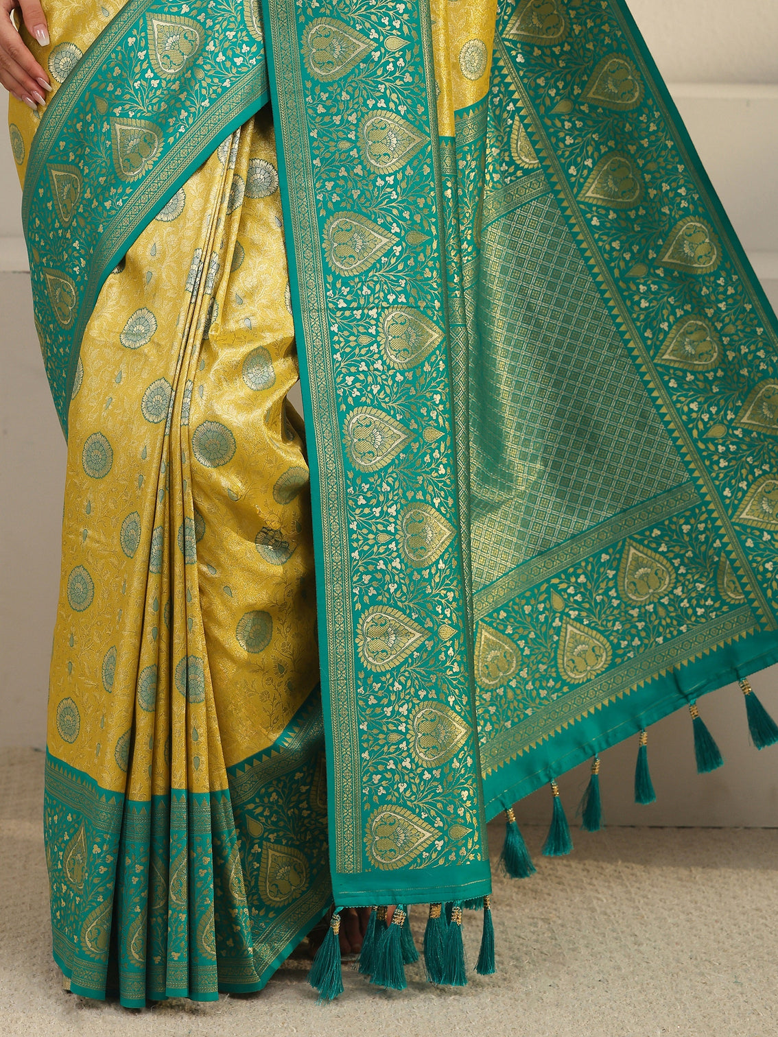Mameraa Mustard Leaf Woven Design Brocade Saree