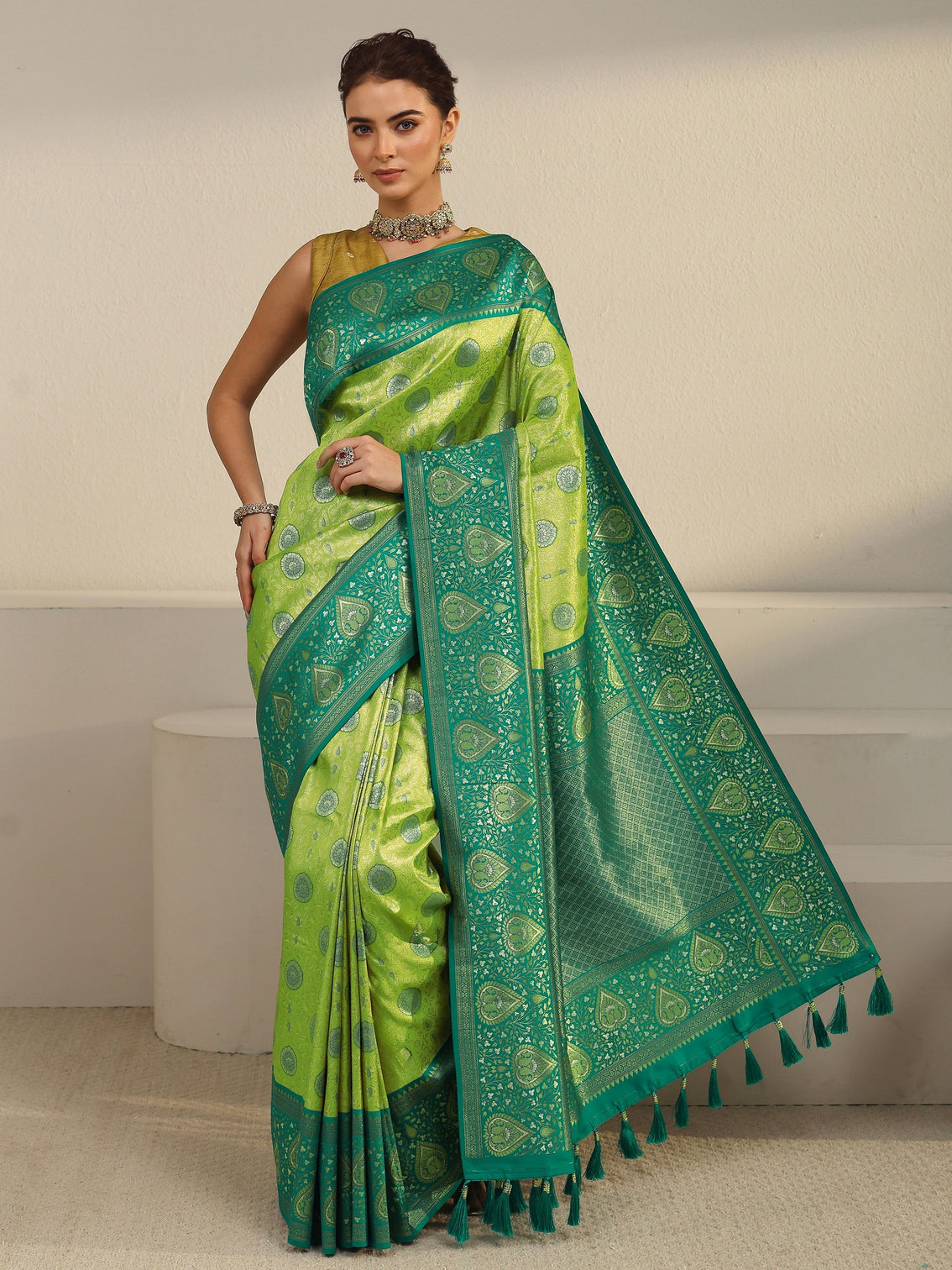 Mameraa Green Leaf Woven Design Brocade Saree