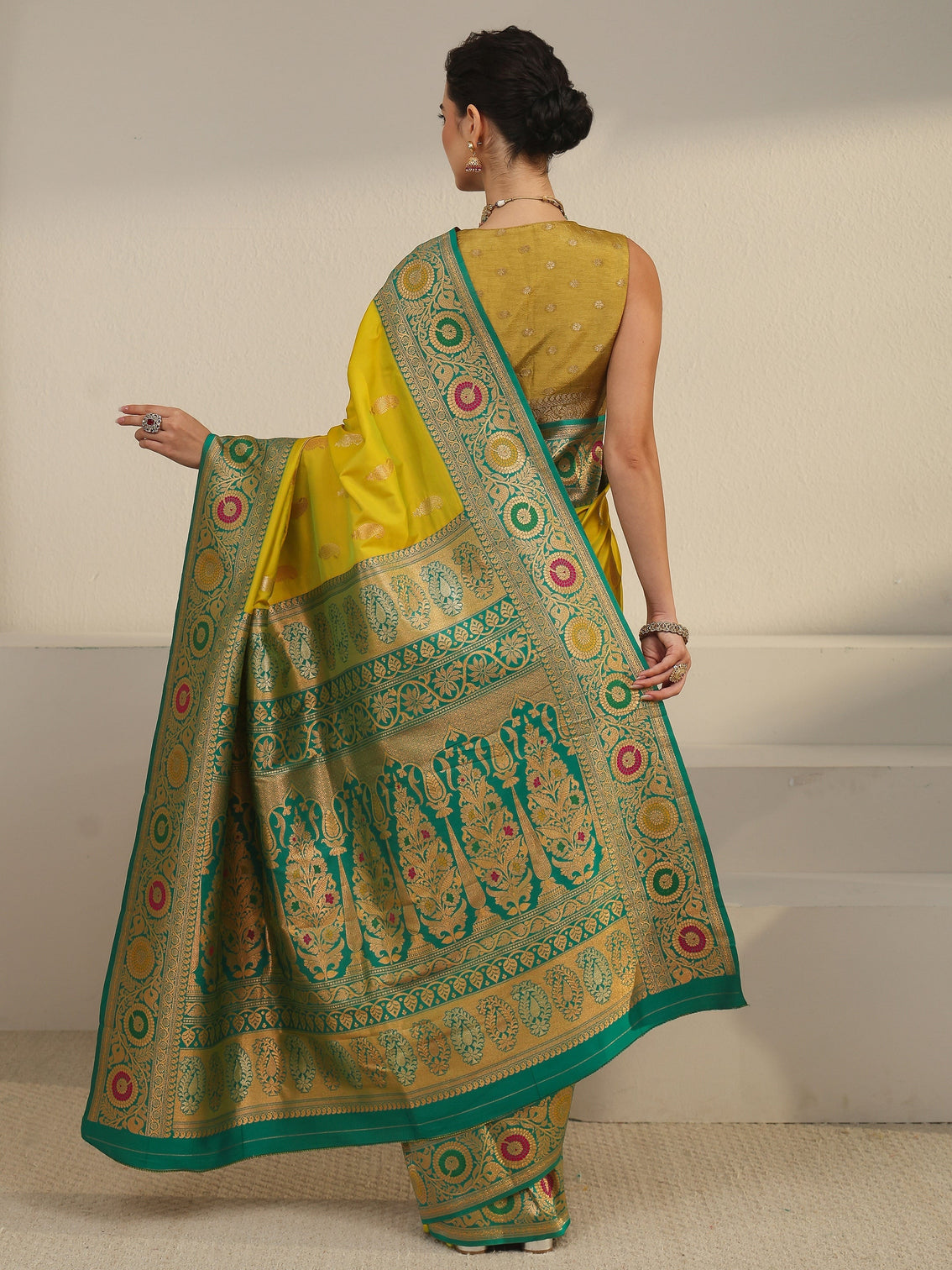 Mameraa Yellow Woven Design Silk Blend Saree