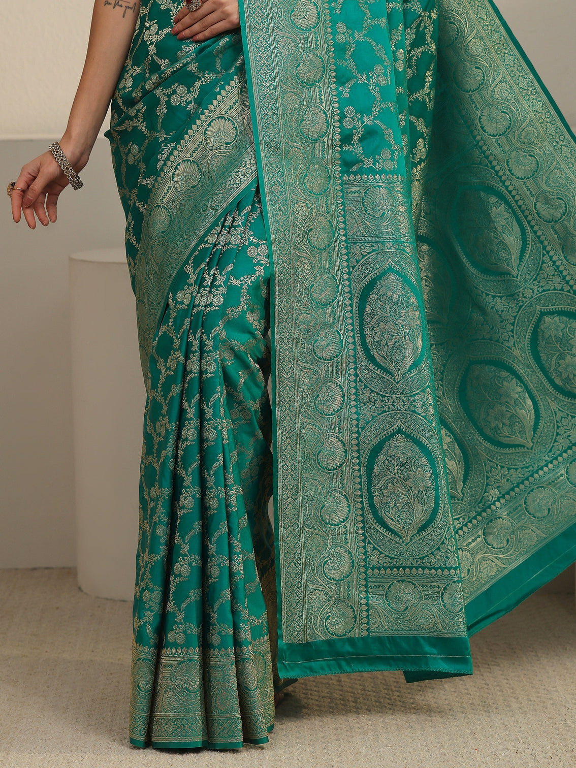 Mameraa Sea Green Floral Woven Design Brocade Saree