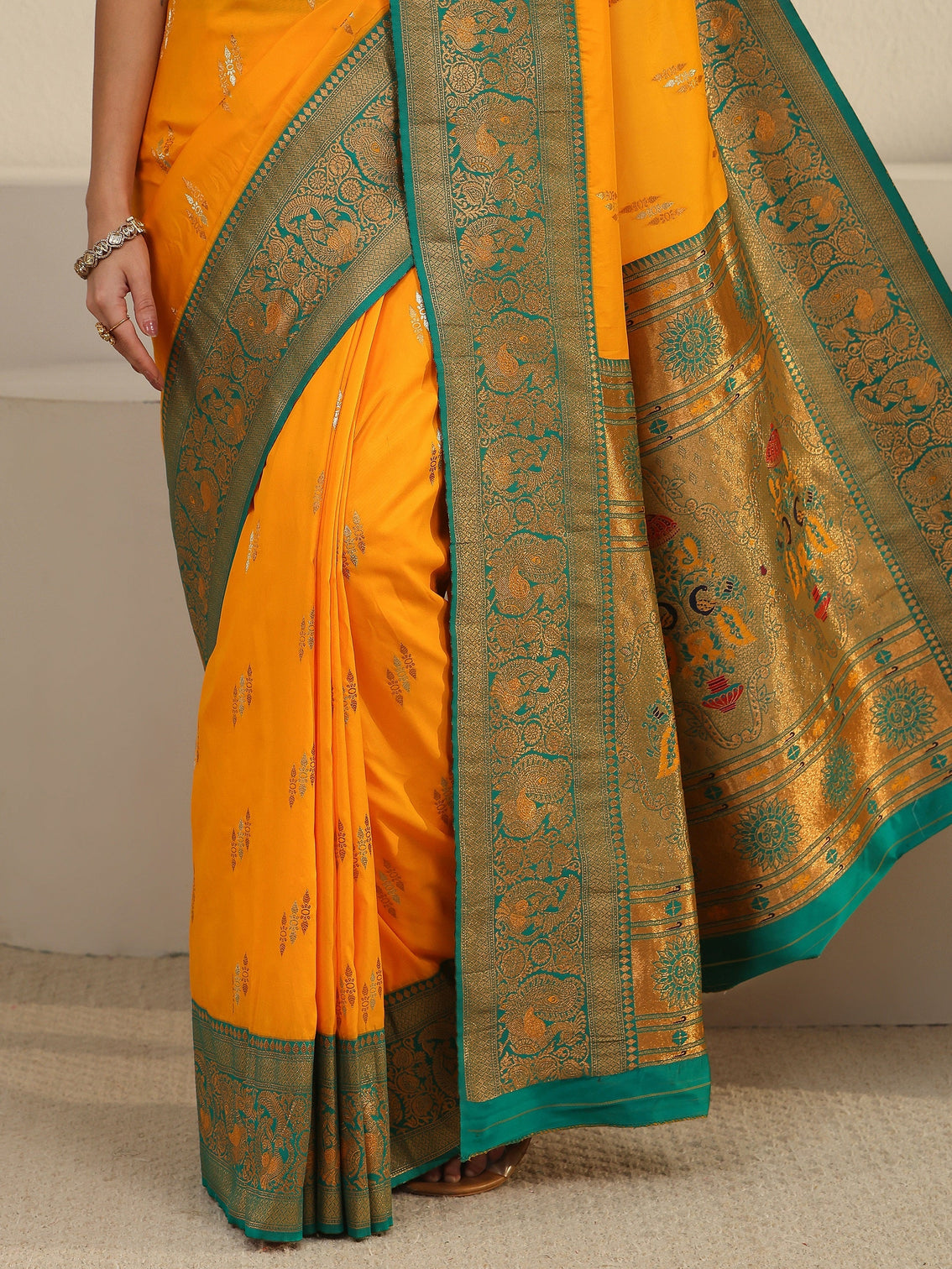 Mameraa Haldi Yellow and Green Silk Blend Paithani Saree