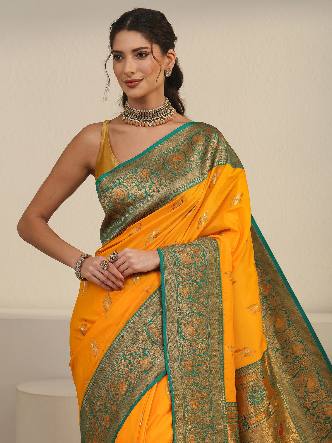 Mameraa Haldi Yellow and Green Silk Blend Paithani Saree