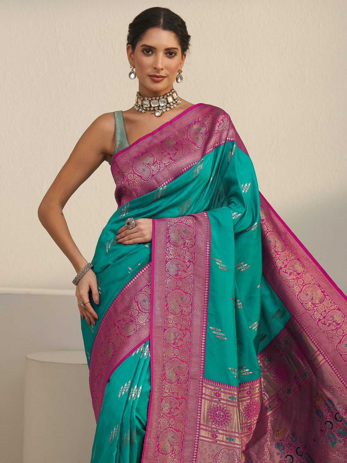 Mameraa Sea Green and Pink Silk Blend Paithani Saree