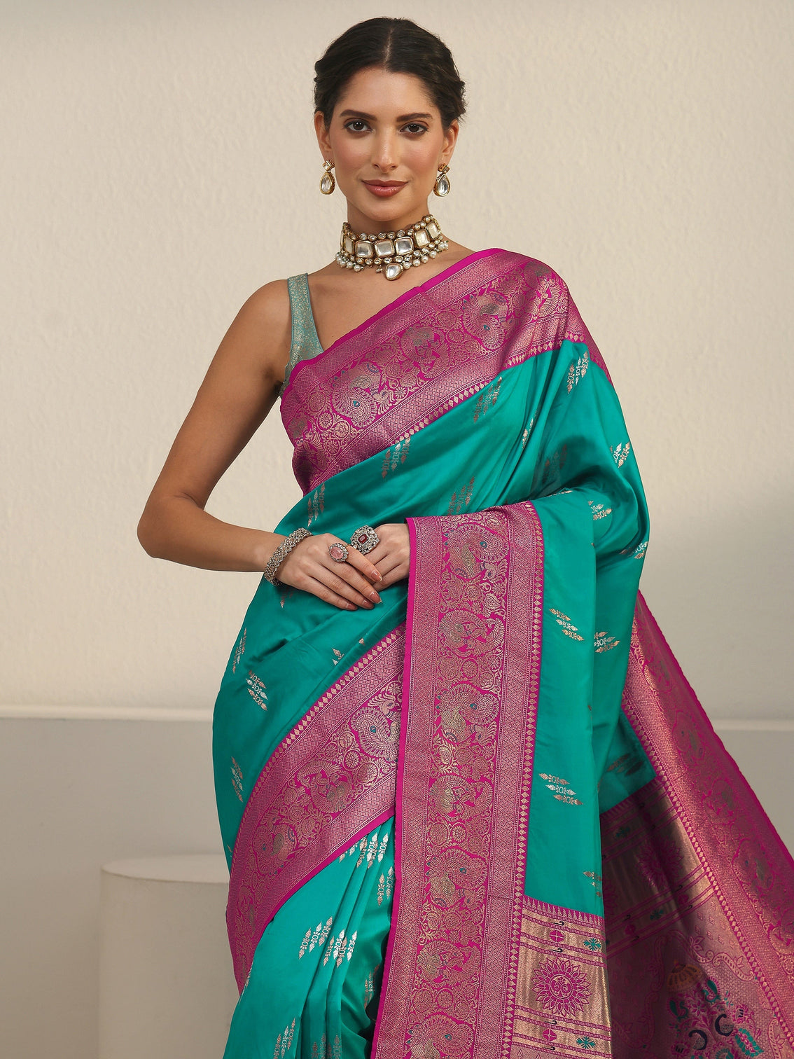 Mameraa Sea Green and Pink Silk Blend Paithani Saree
