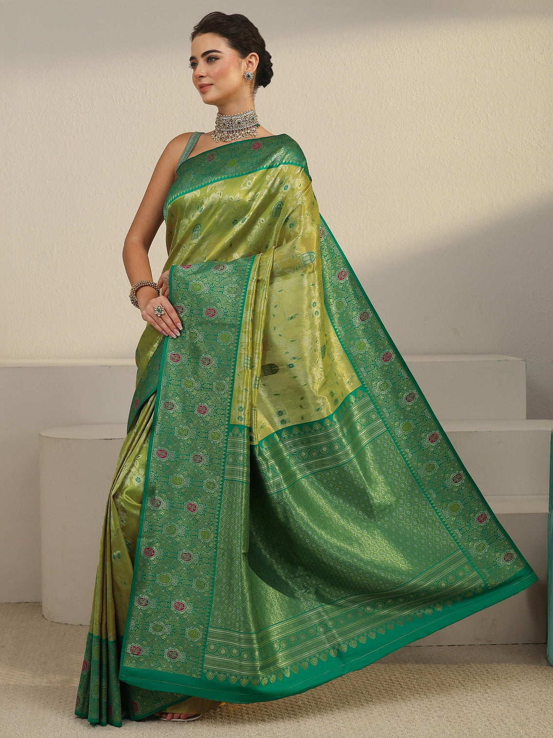 Mameraa Light Green and Dark Green Floral Woven Design Silk Blend Saree