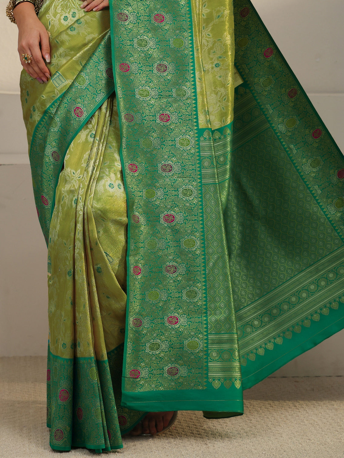 Mameraa Light Green and Dark Green Floral Woven Design Silk Blend Saree