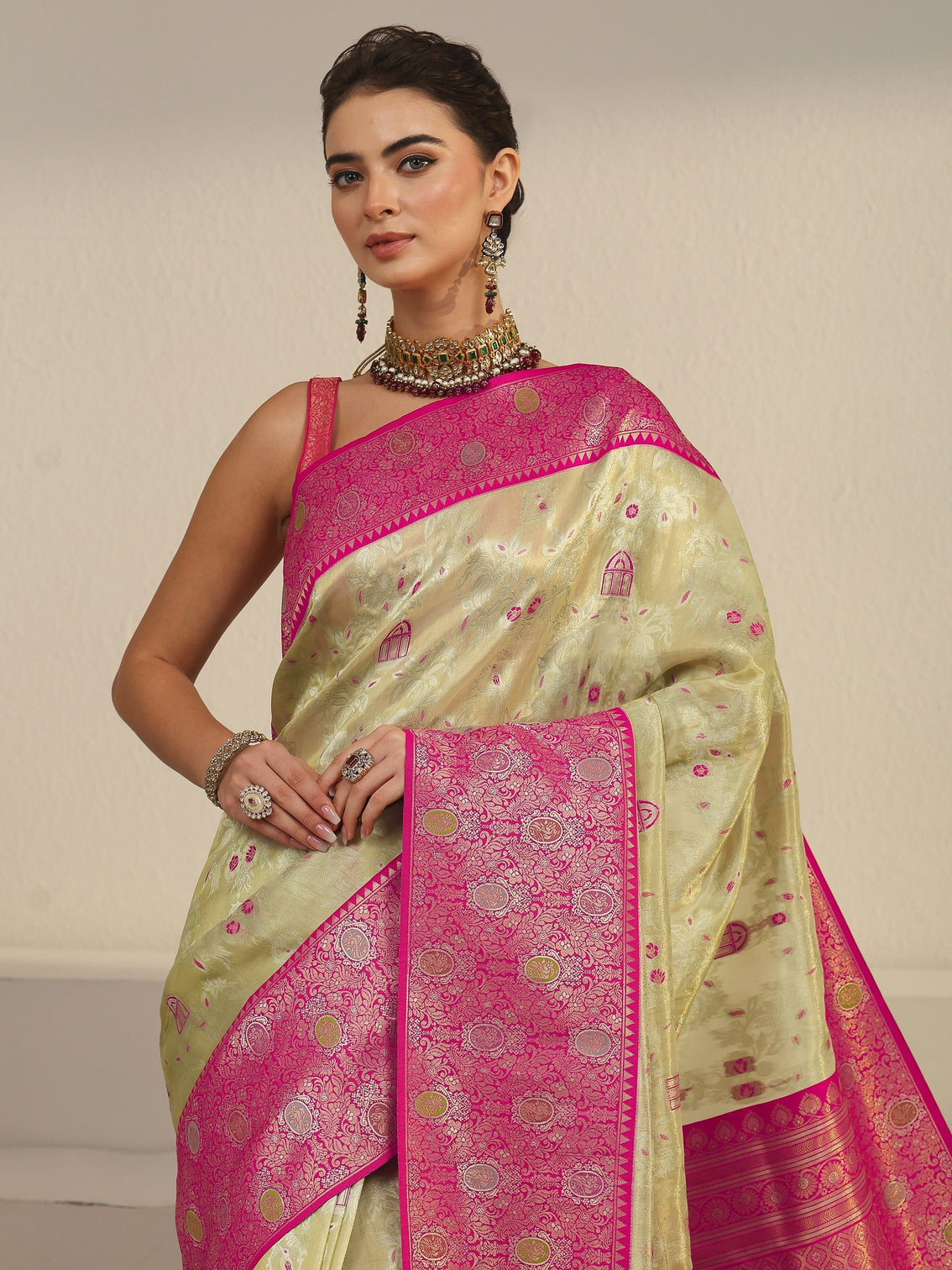 Mameraa Cream and Pink Floral Woven Design Silk Blend Saree