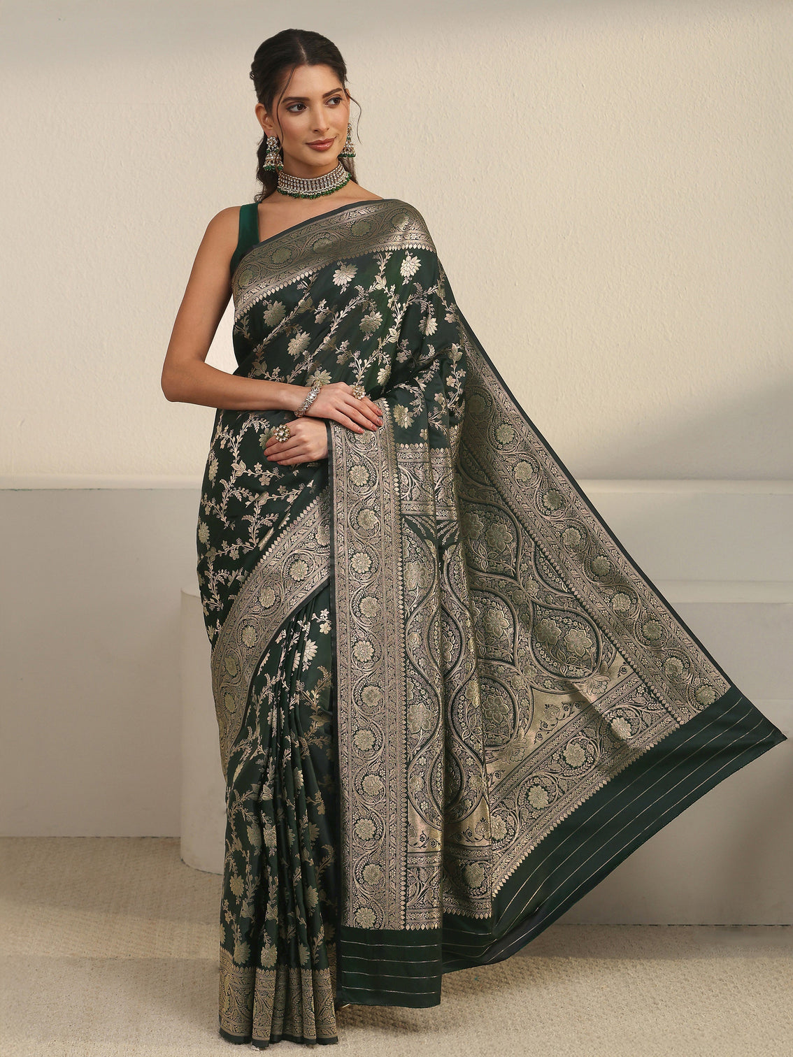 Mameraa Jungle Green Floral Woven Design Banarasi Satin Saree