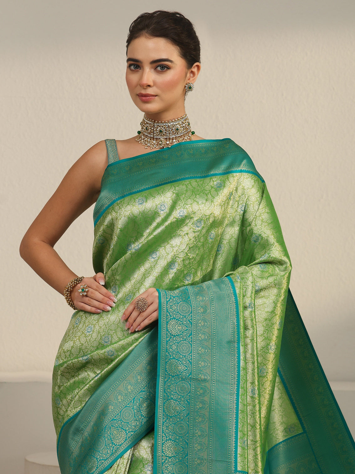 Mameraa Light Green and Dark Green Floral Woven Design Silk Blend Saree
