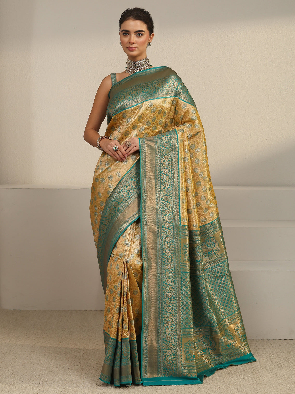 Mameraa Butter Yellow Floral Design Silk Blend Saree
