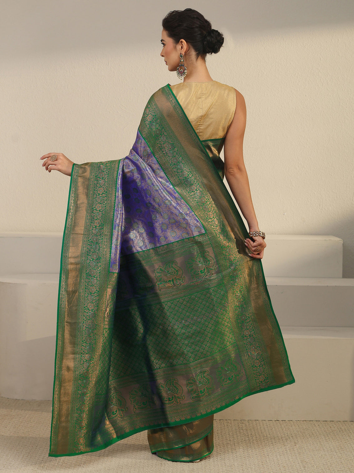 Mameraa Purple Floral Woven Design Banarasi Silk Blend Saree