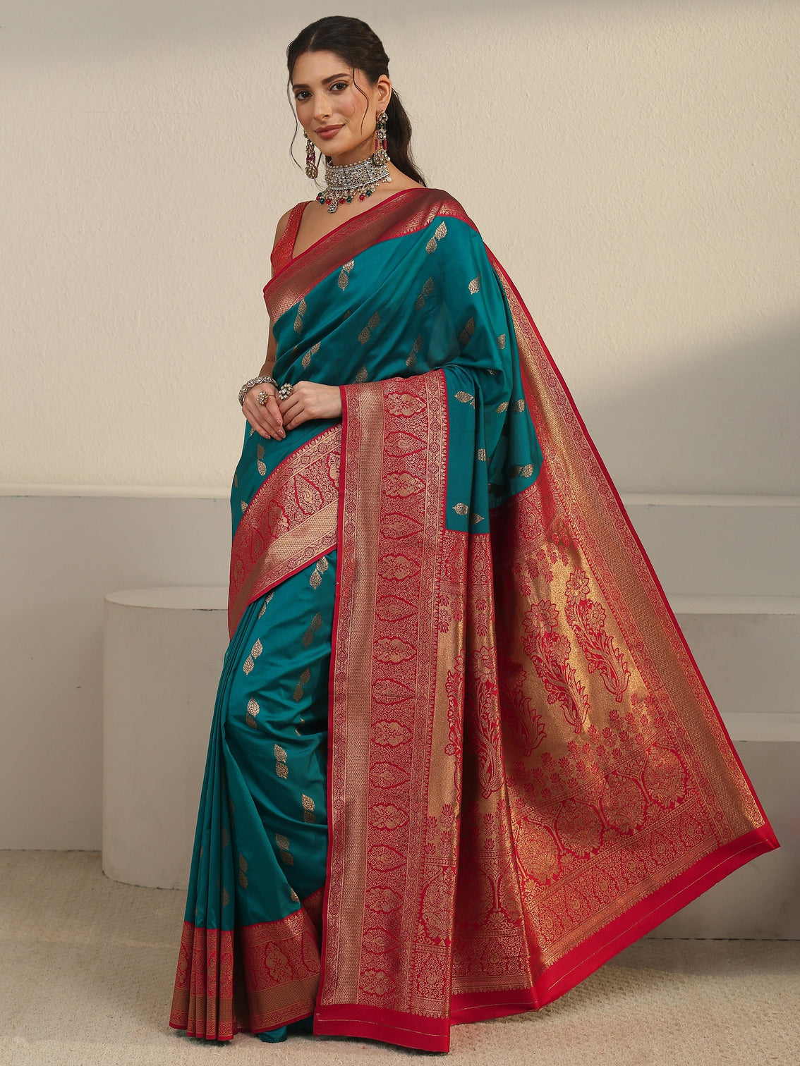 Mameraa Blue and Red Banarasi Silk Blend Saree