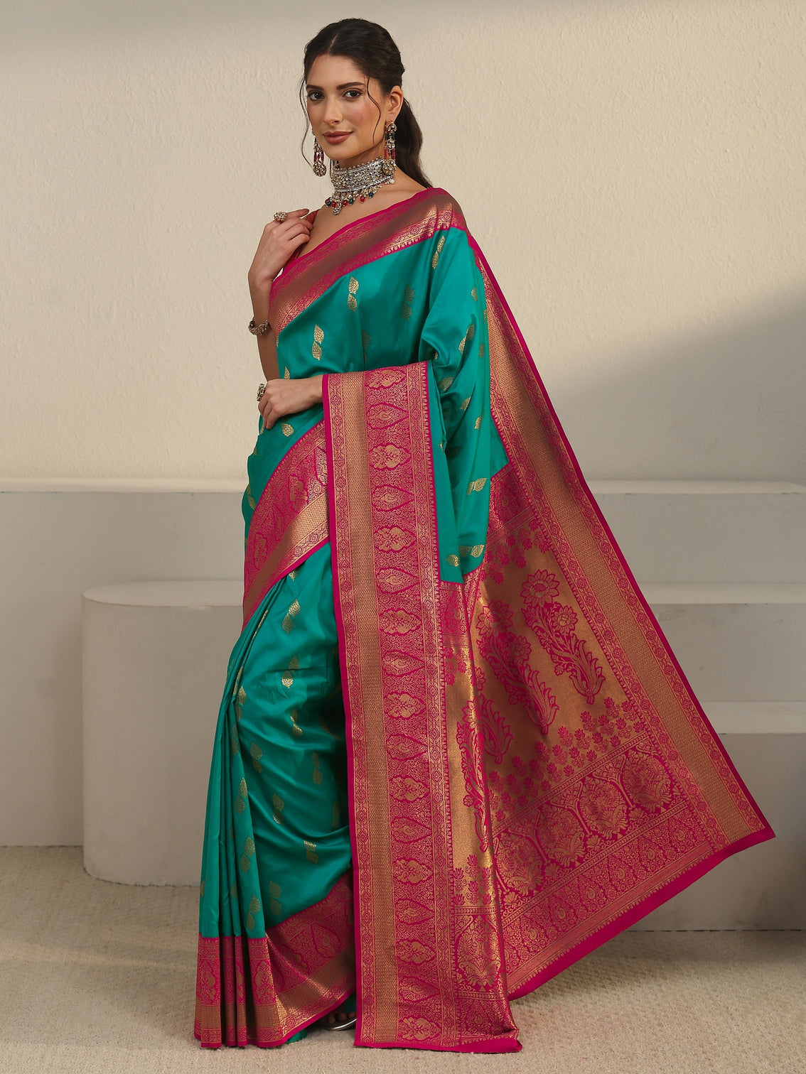 Mameraa Sea Green and Pink Banarasi Silk Blend Saree